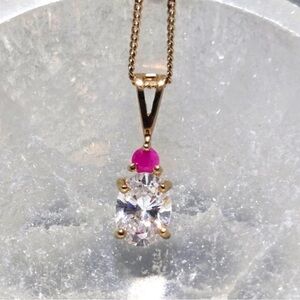 Elegant 925 Gold and ruby Pendant Necklace